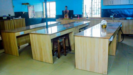 Bols College_Science_Lab_02